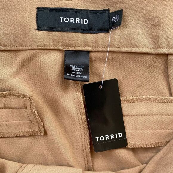 Torrid Tan Belted Tapered Leg Trouser Office Work Pants NWT Plus Size 26/3X - Picture 5 of 7